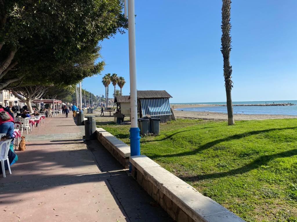 מאלגה Apt 5 - Apartamento En La Playa De El Palo מראה חיצוני תמונה